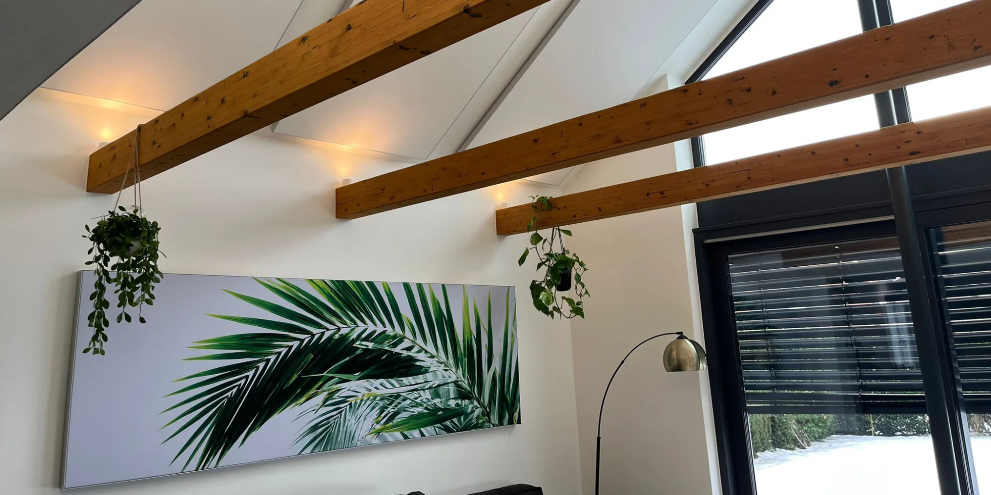 Wenn Minimalismus laut wird: Perfekte Raumakustik im modernen Zuhause